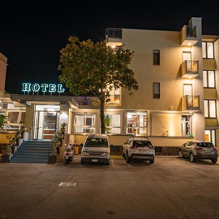 Hotel San Pietro ไมยอรี ภายนอก รูปภาพ