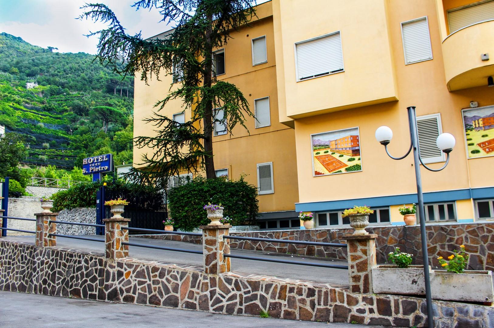 Hotel San Pietro ไมยอรี ภายนอก รูปภาพ
